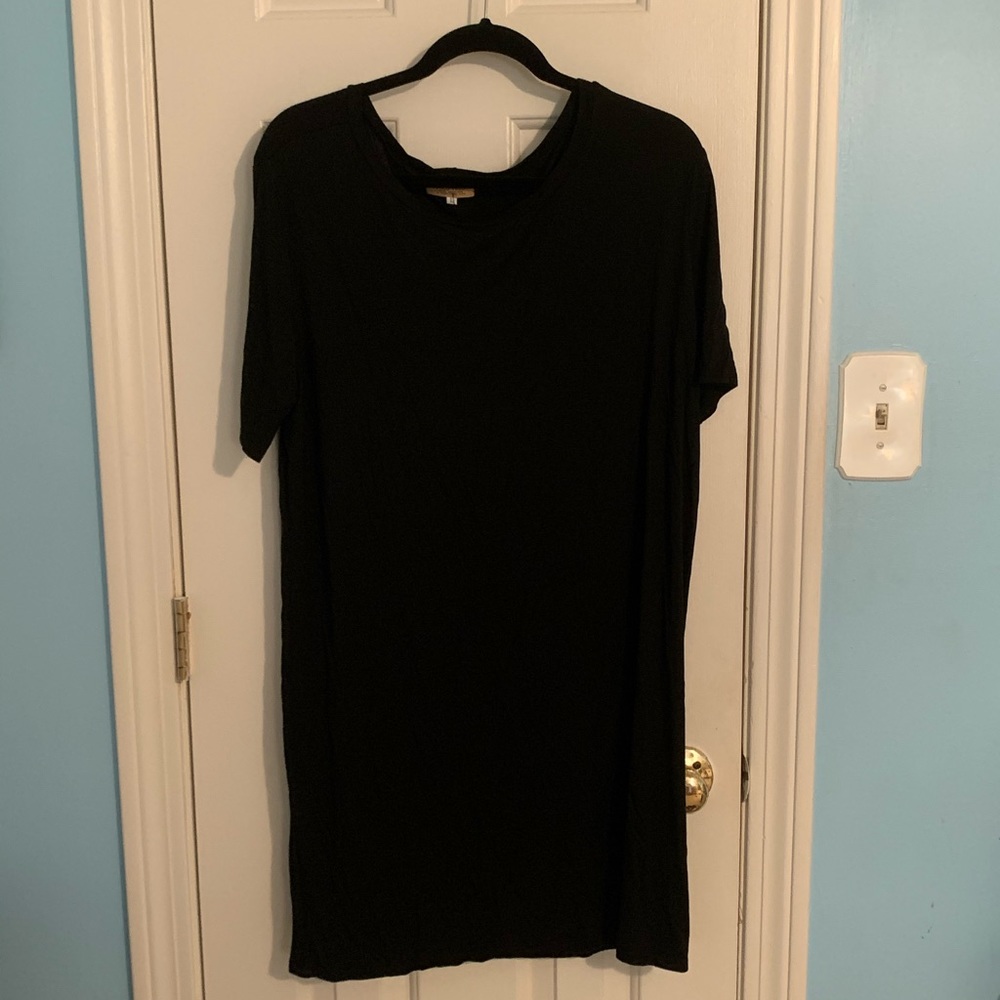 Size Large Piko black dress